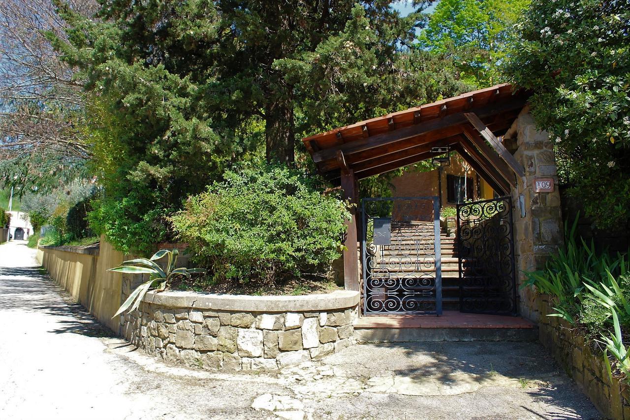 Guardalaluna Pian di Scò Exterior foto